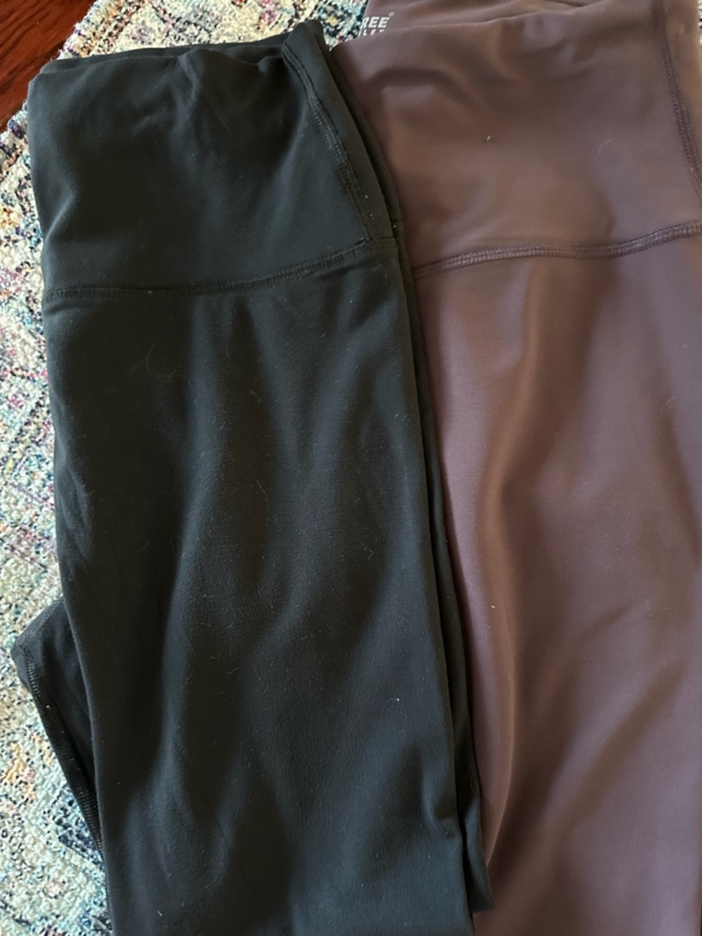5 Mixed Activewear Leggings Bundle in Black, Plum, Heathered Burgundy - Picture 4 of 5